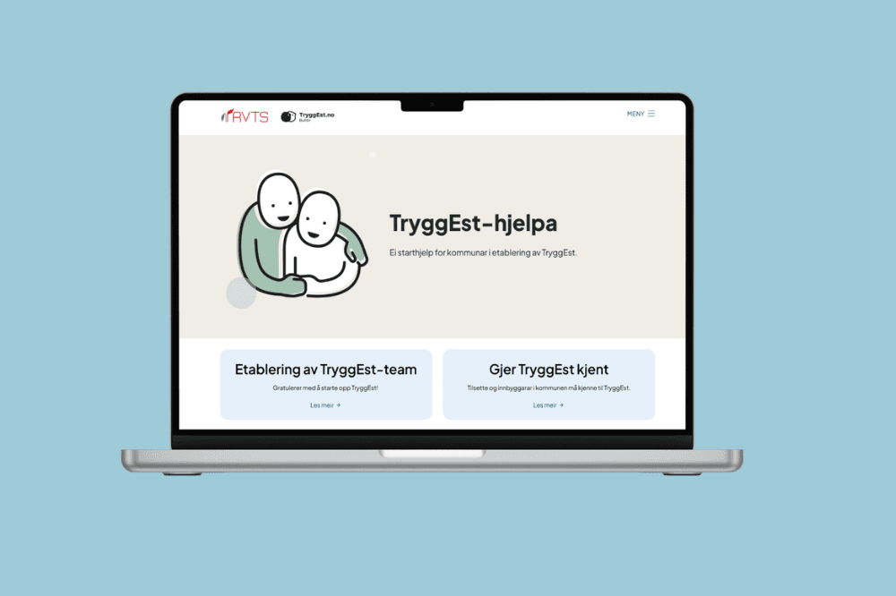 En bærbar datamaskin som viser en nettside med tittelen TryggEst-hjelpa, en tegneserieillustrasjon av to personer og to knapper merket Etablering av TryggEst-team og Gjer TryggEst kjent på en lyseblå bakgrunn.